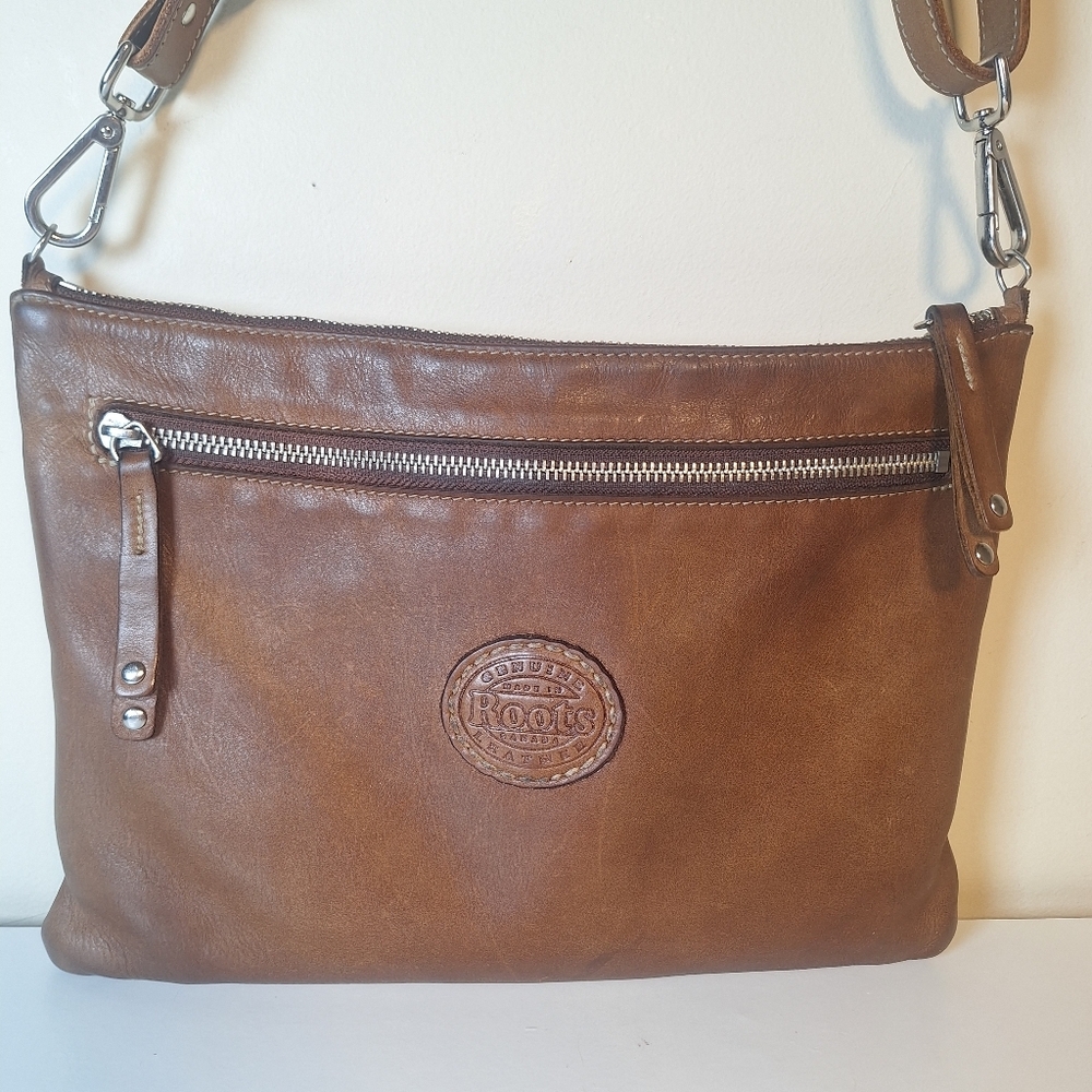 Roots Classic Villiger Leather Cross Body Bag